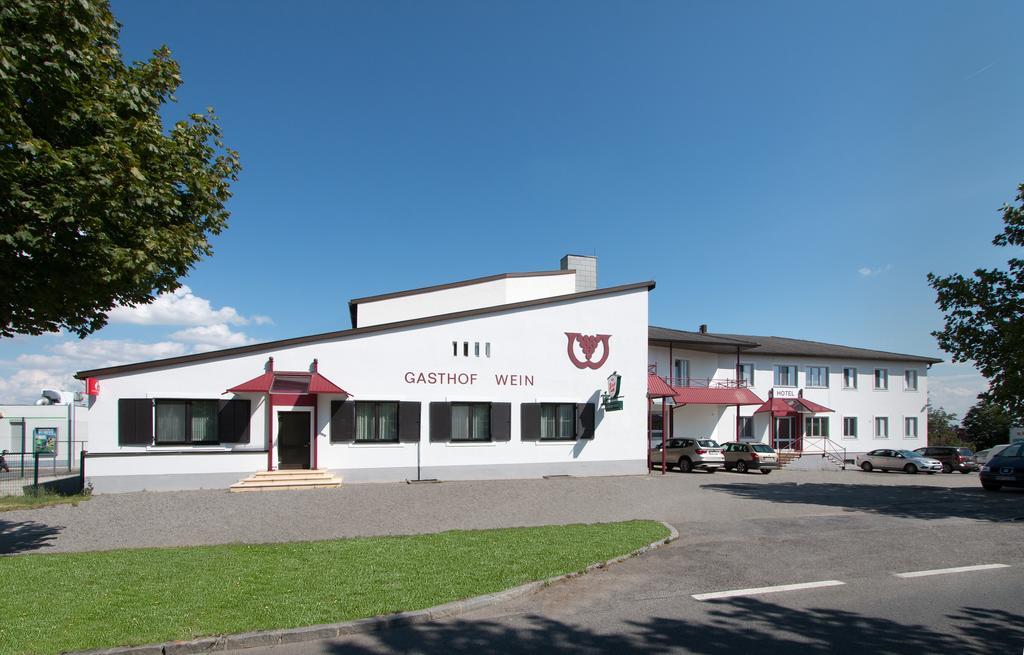 Gasthof-Pension Wein Breitenbrunn am Neusiedler See Esterno foto